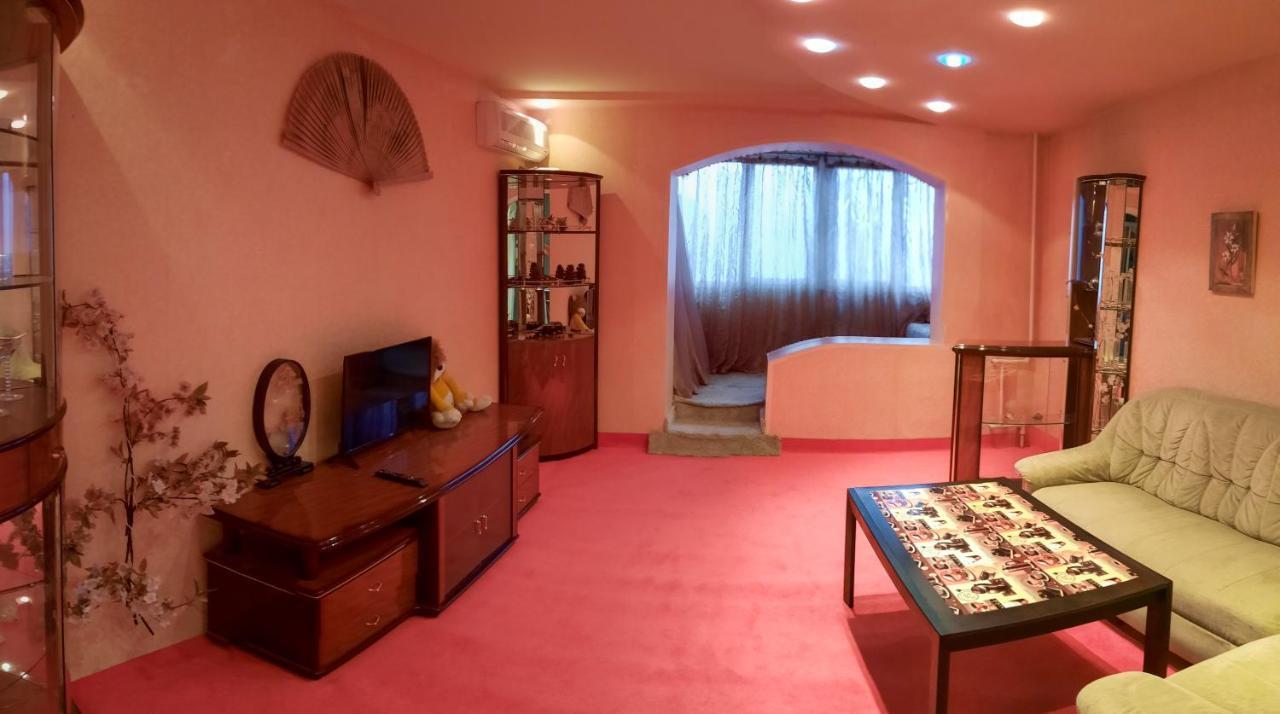 Viktor Apartment Chornomorsk Exterior photo